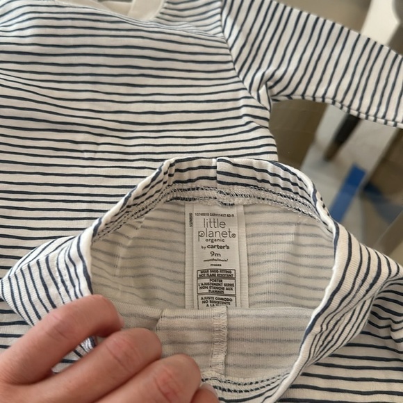 Carters set of 2 organic PJs - Picture 10 of 10